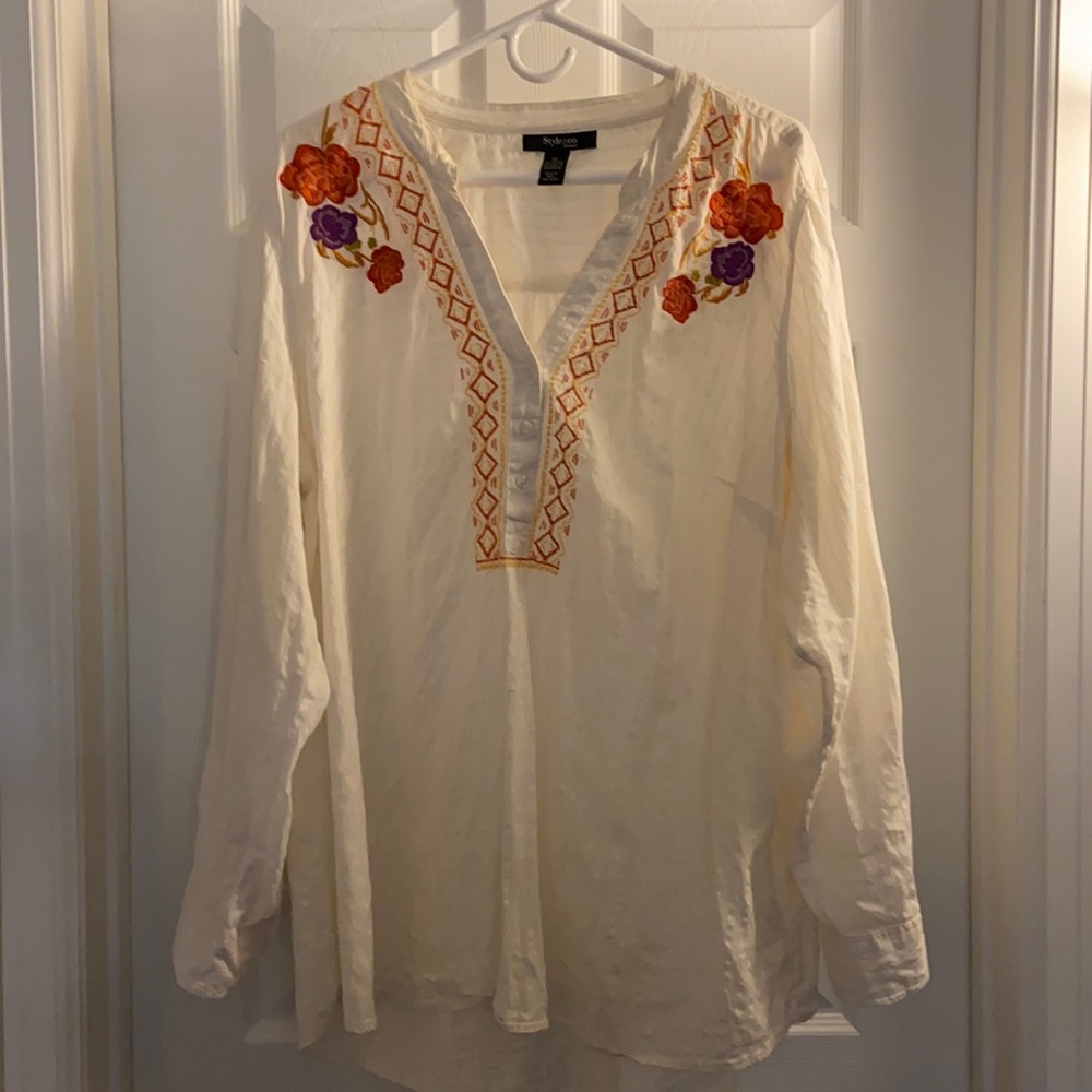 Embroidered Pullover Blouse